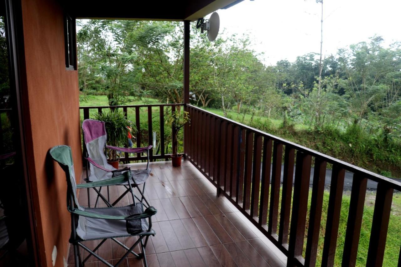 Green Leaf House La Fortuna Exterior photo