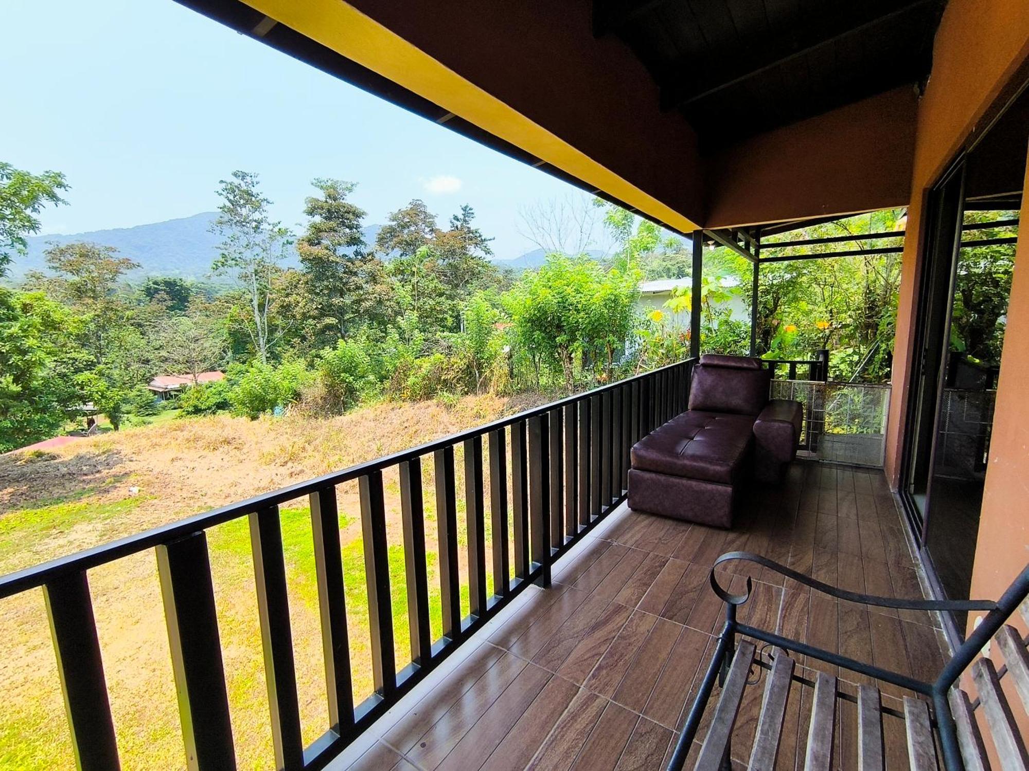 Green Leaf House La Fortuna Exterior photo